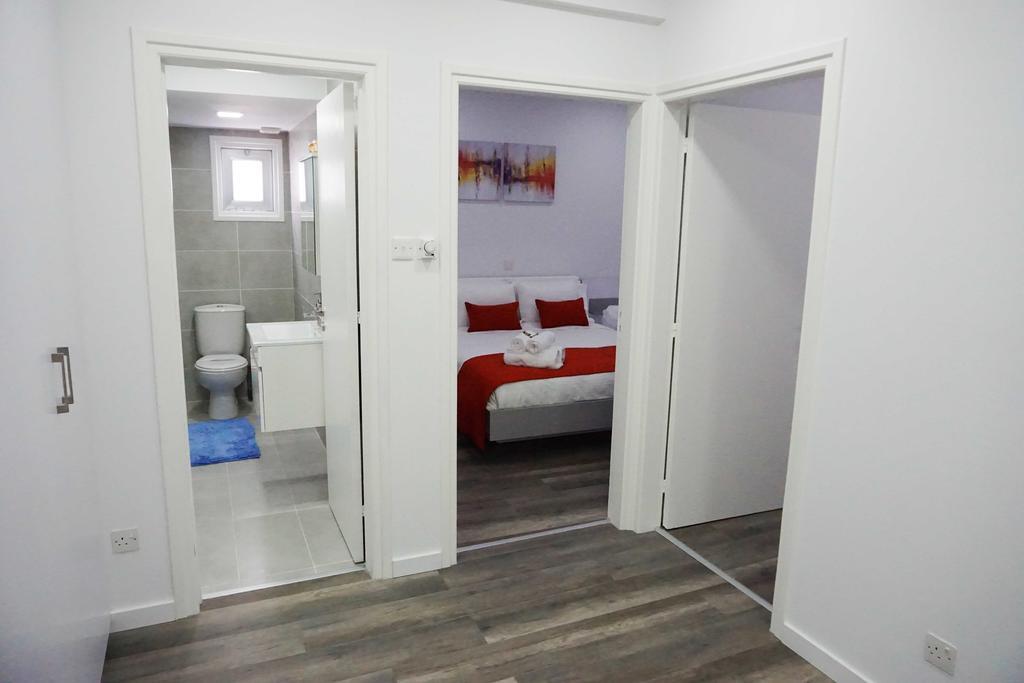 Lazuli Beachfront Apartment 43 Larnaka Exterior foto